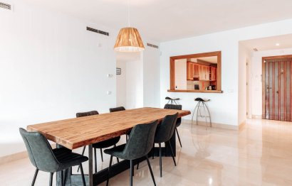 Resale - Apartment - Ground Floor Apartment - Marbella - Nueva Andalucia