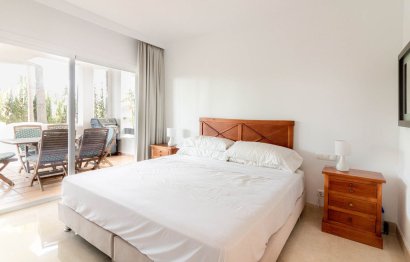 Resale - Apartment - Ground Floor Apartment - Marbella - Nueva Andalucia