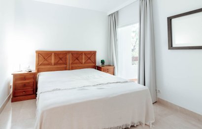 Resale - Apartment - Ground Floor Apartment - Marbella - Nueva Andalucia