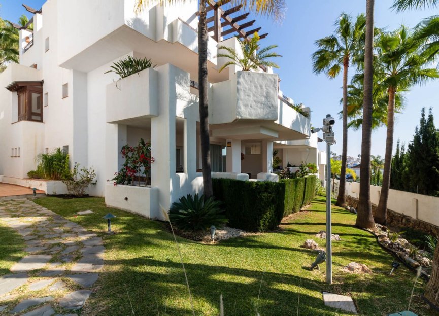 Resale - Apartment - Ground Floor Apartment - Marbella - Nueva Andalucia