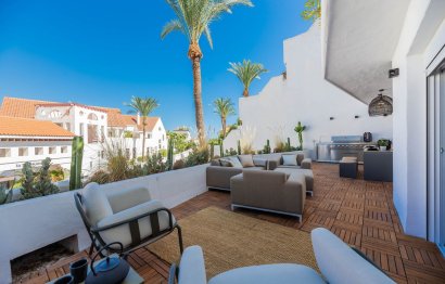 Resale - Apartment - Middle Floor Apartment - Marbella - Nueva Andalucia