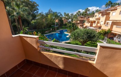 Resale - Apartment - Middle Floor Apartment - Marbella - Cabopino