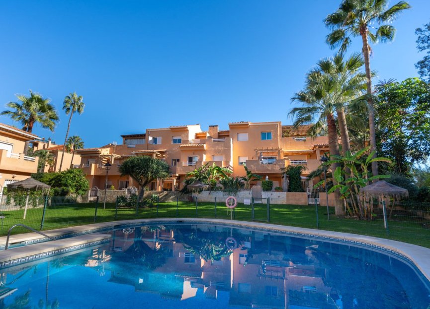 Resale - Apartment - Middle Floor Apartment - Marbella - Cabopino