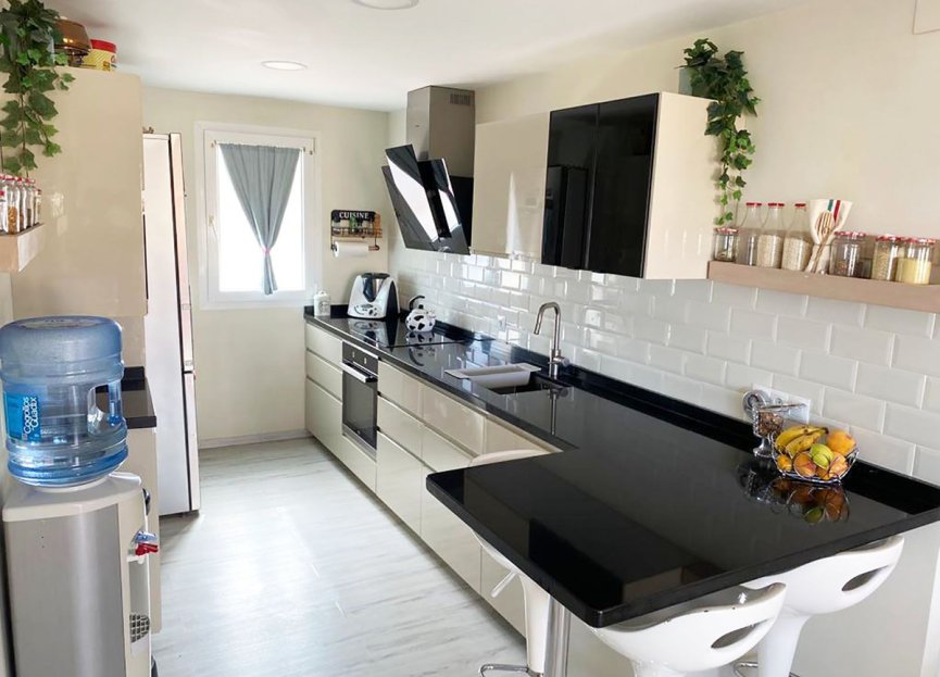 Resale - Apartment - Penthouse - Benalmádena - Benalmadena Costa