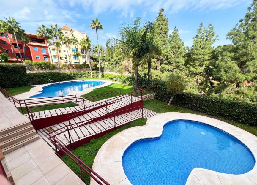 Resale - Apartment - Penthouse - Benalmádena - Benalmadena Costa