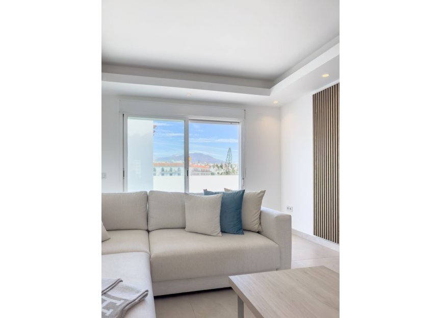 Resale - Apartment - Penthouse - Marbella - Puerto Banús