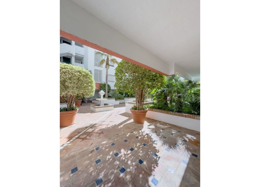 Resale - Apartment - Penthouse - Marbella - Puerto Banús