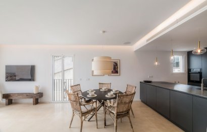 Resale - Apartment - Penthouse - Marbella - Puerto Banús