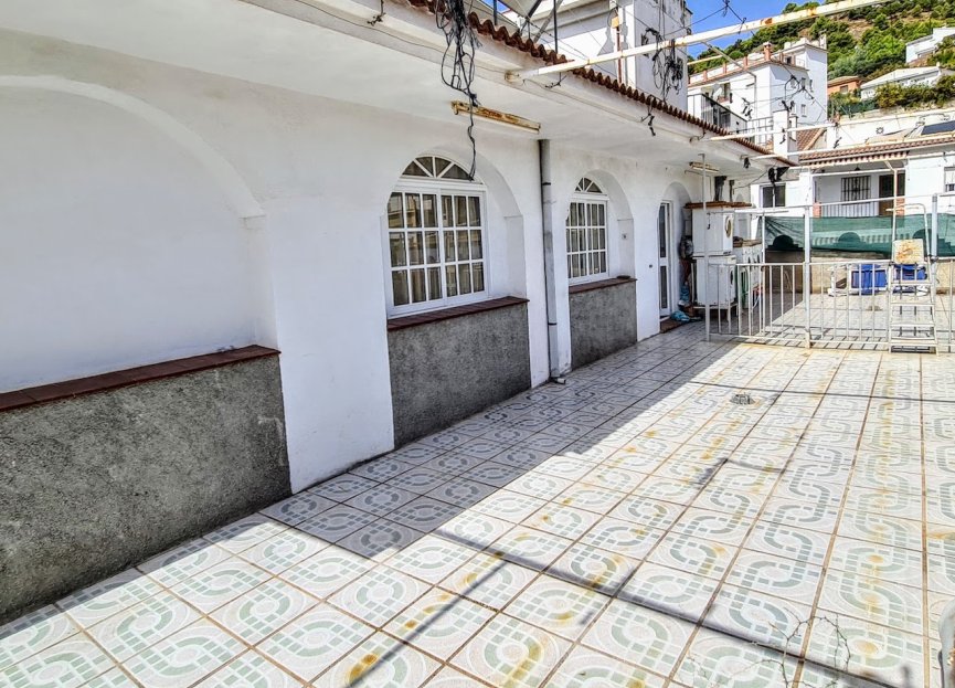 Resale - Commercial - Tolox - Marbella