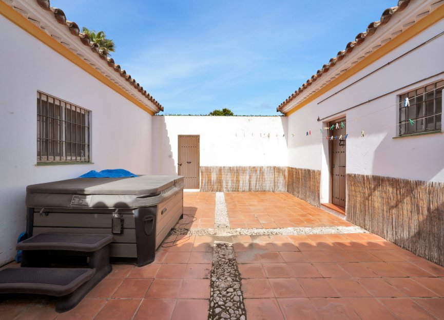 Resale - House - La Cala Hills