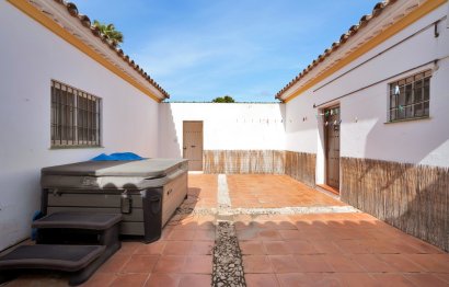 Resale - House - La Cala Hills