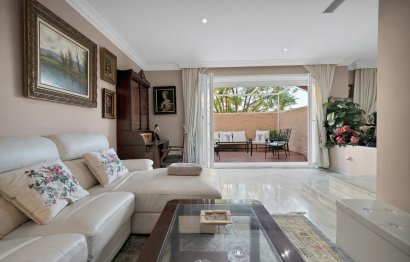 Resale - House - Nueva Andalucía - Nueva Andalucia