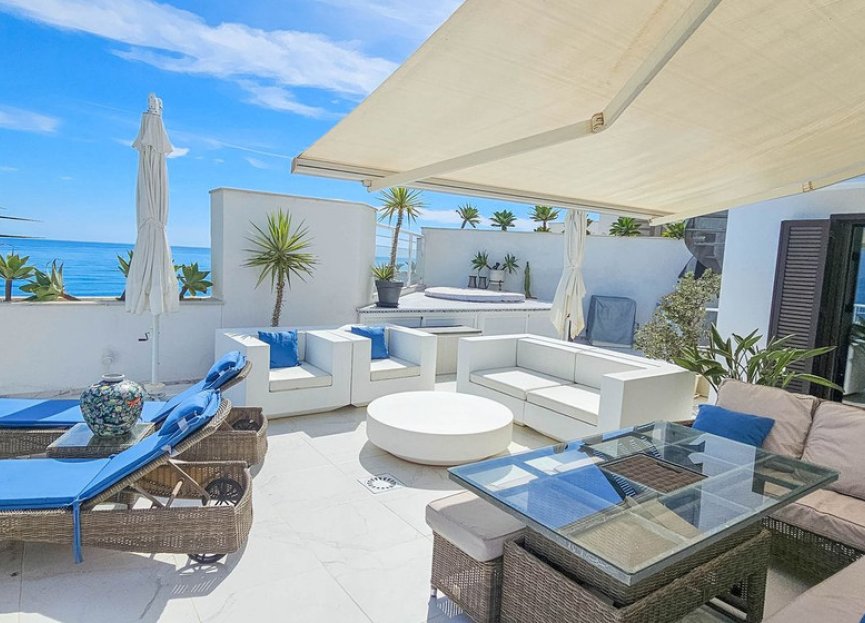 Resale - Apartment - Casares Playa - Casares