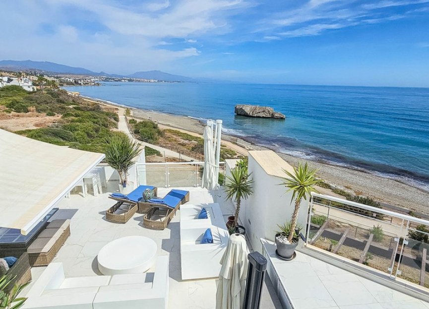 Resale - Apartment - Casares Playa - Casares