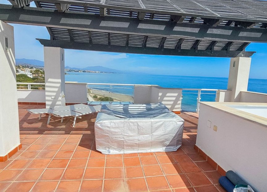 Resale - Apartment - Casares Playa - Casares