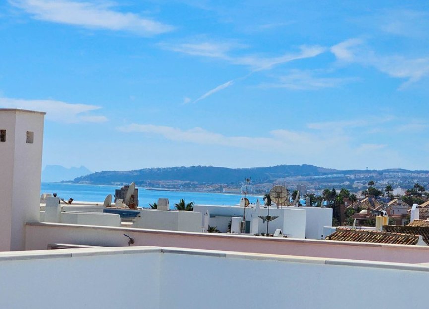 Resale - Apartment - Casares Playa - Casares