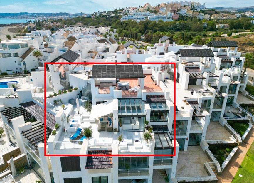 Resale - Apartment - Casares Playa - Casares