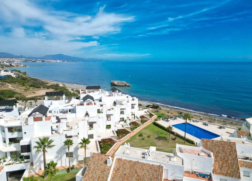 Resale - Apartment - Casares Playa - Casares