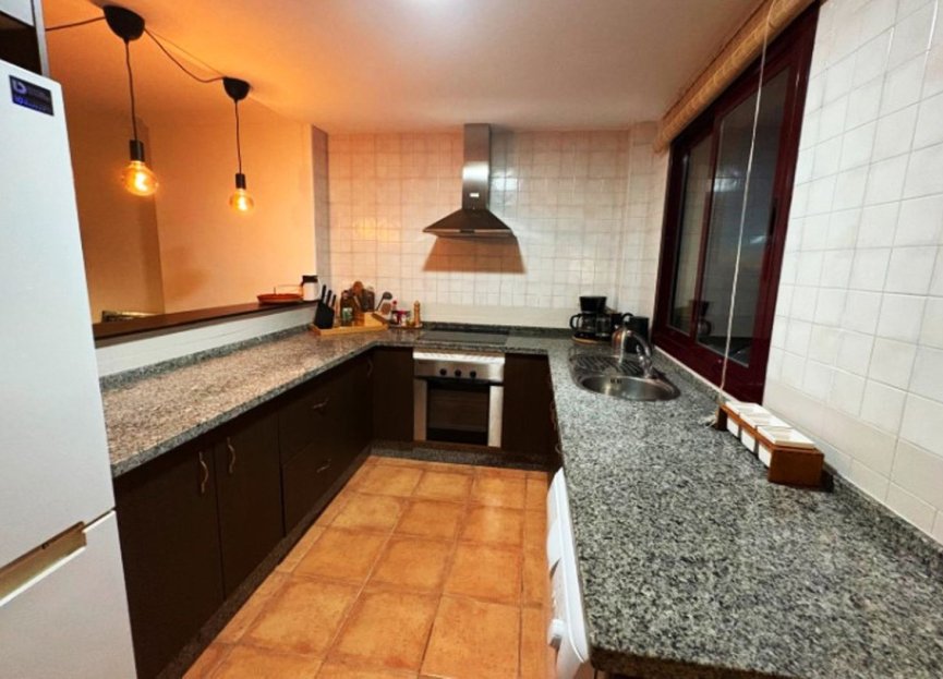 Resale - Apartment - Calahonda