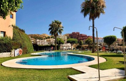 Resale - Apartment - Calahonda