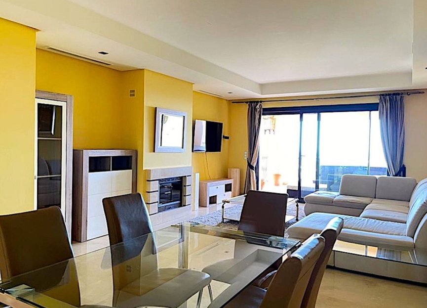 Resale - Apartment - Benahavís