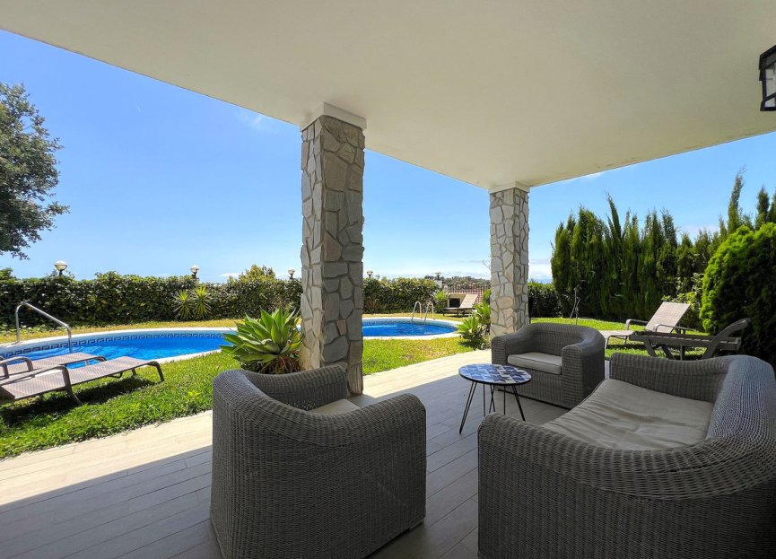 Resale - House - Semi-Detached House - Marbella - La Mairena