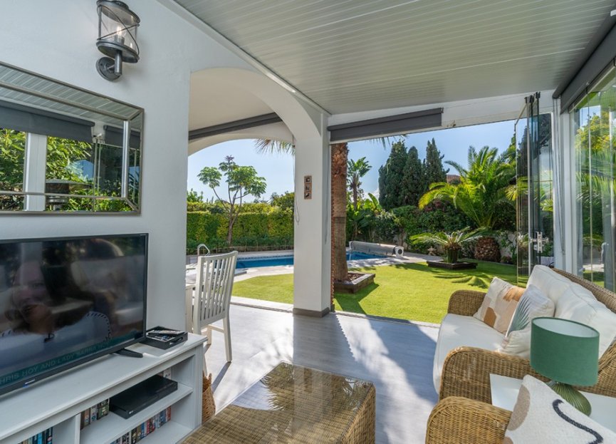 Resale - House - Detached Villa - Marbella - Marbesa