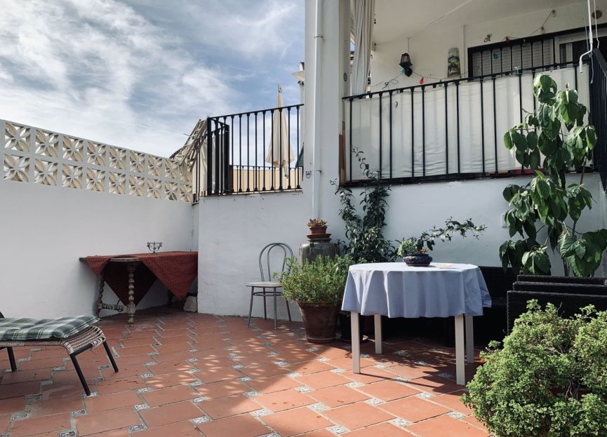 Resale - Apartment - Ground Floor Apartment - Marbella