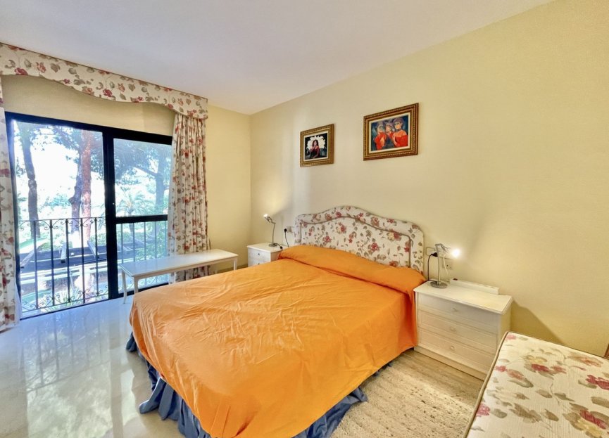 Resale - Apartment - Marbella