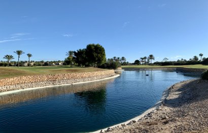 Obra nueva - Casa - Roda Golf