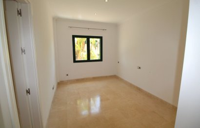 Reventa - Apartment - Ground Floor Apartment - San Roque Club