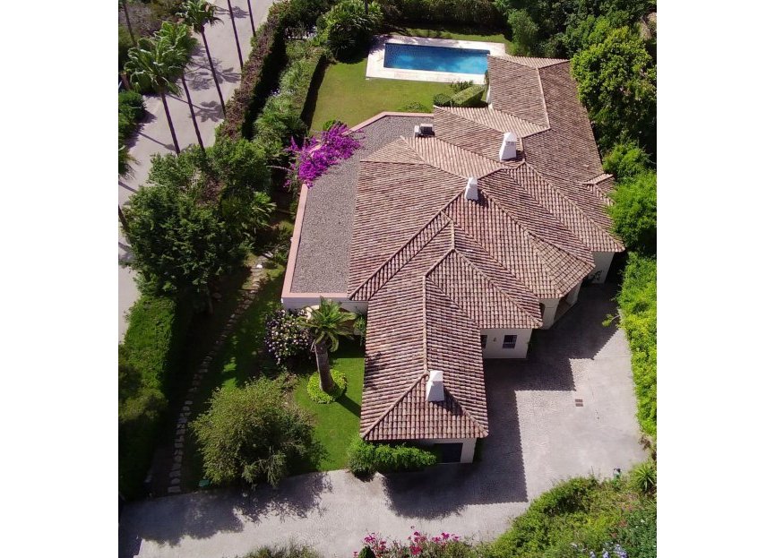 Resale - House - Detached Villa - Sotogrande