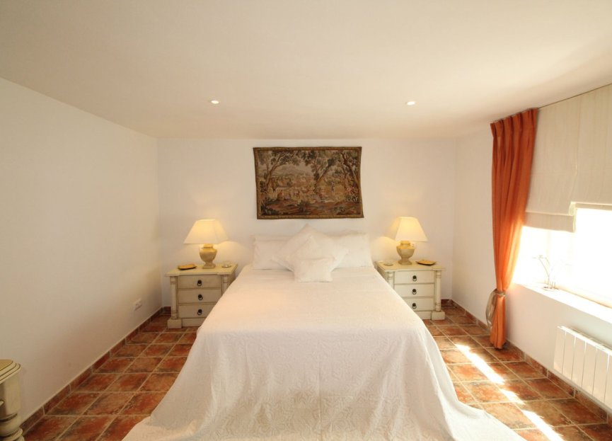 Resale - House - Detached Villa - Sotogrande