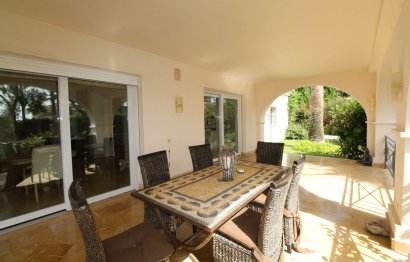 Resale - House - Detached Villa - Sotogrande