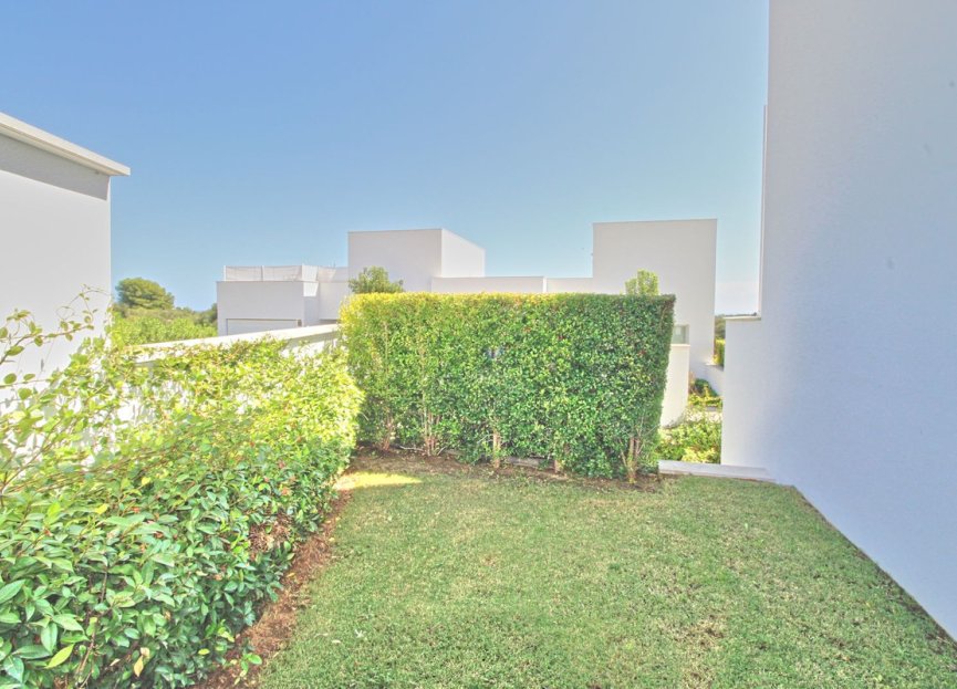 Resale - House - Townhouse - Sotogrande