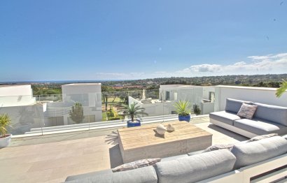 Resale - House - Townhouse - Sotogrande