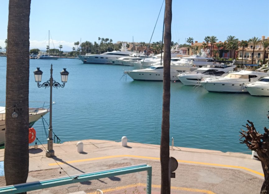 Resale - Apartment - Middle Floor Apartment - Sotogrande Marina