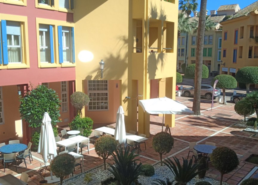 Resale - Apartment - Middle Floor Apartment - Sotogrande Marina