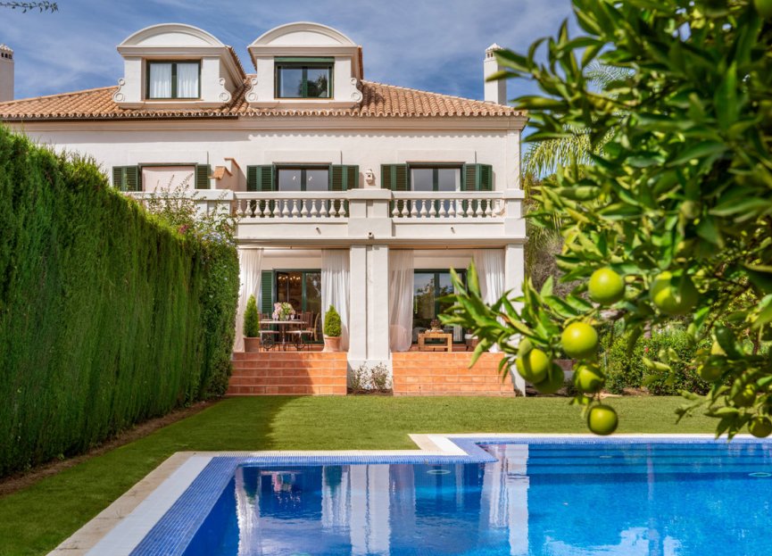 Resale - House - Semi-Detached House - Sotogrande