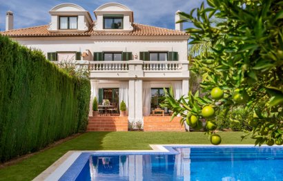 Resale - House - Semi-Detached House - Sotogrande