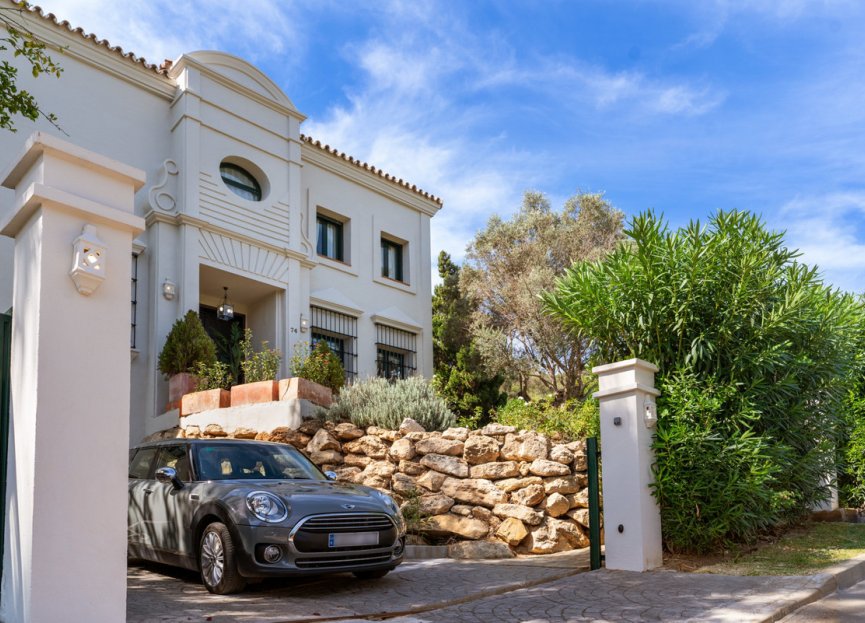 Resale - House - Semi-Detached House - Sotogrande