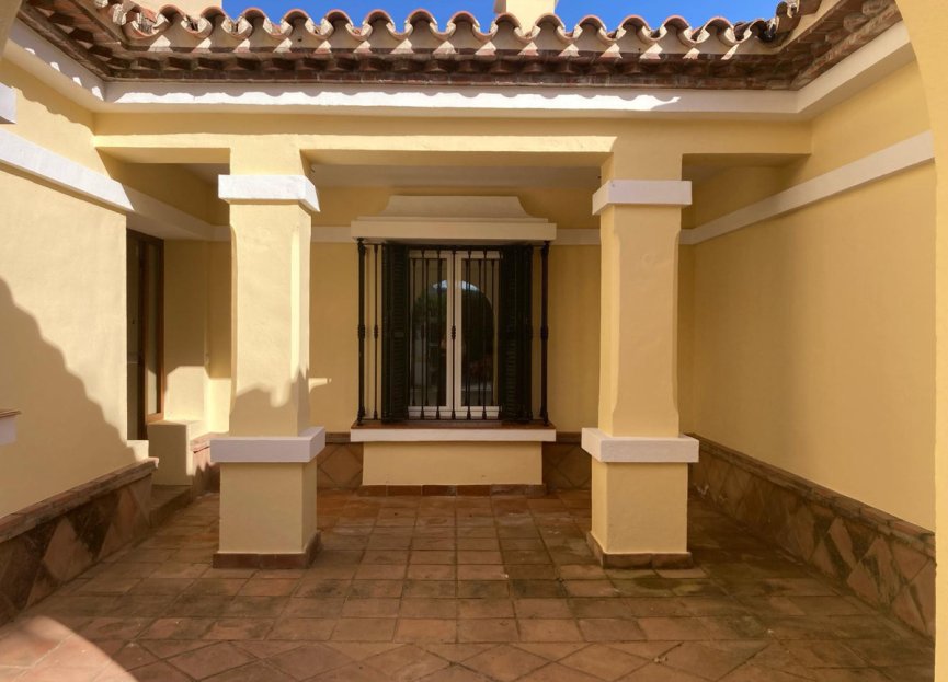 Reventa - House - Detached Villa - Sotogrande