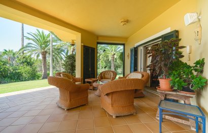 Resale - House - Detached Villa - Sotogrande