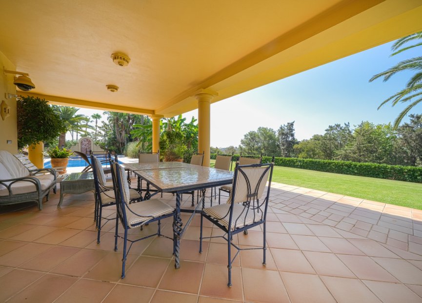 Resale - House - Detached Villa - Sotogrande