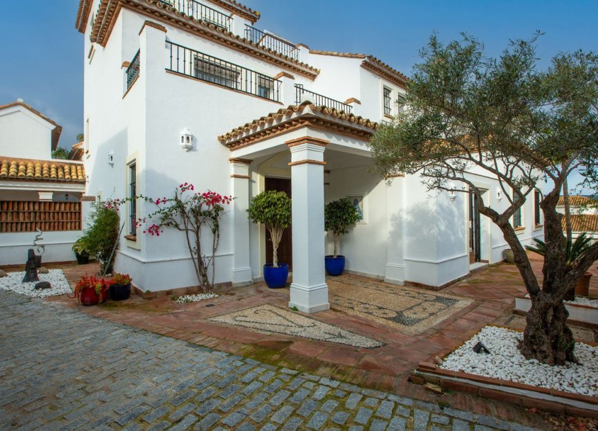 Reventa - House - Detached Villa - Sotogrande