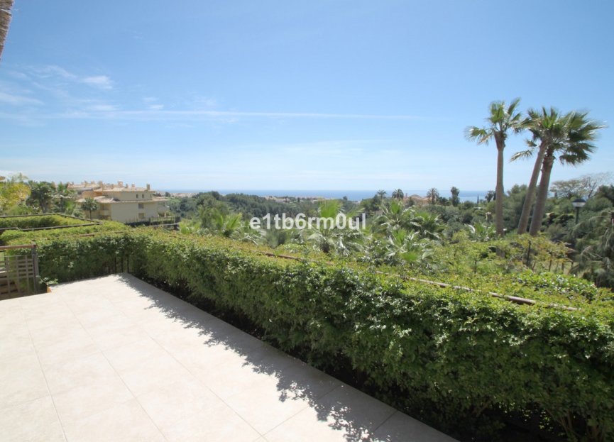 Resale - Apartment - Middle Floor Apartment - Marbella - The Golden Mile