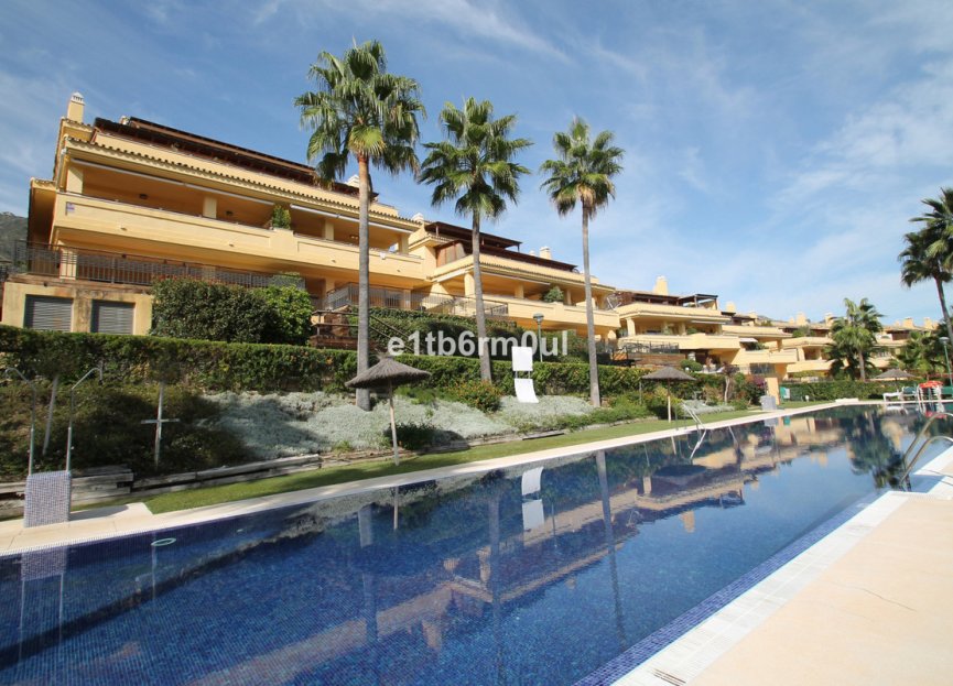 Resale - Apartment - Middle Floor Apartment - Marbella - The Golden Mile