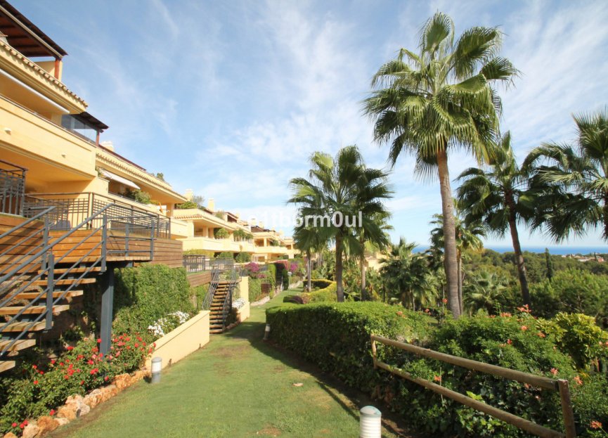 Resale - Apartment - Middle Floor Apartment - Marbella - The Golden Mile