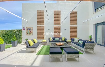 Reventa - House - Detached Villa - Casares - Casares Playa