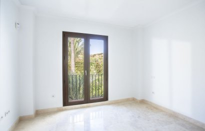 Resale - Apartment - Middle Floor Apartment - Casares - Casares Centro